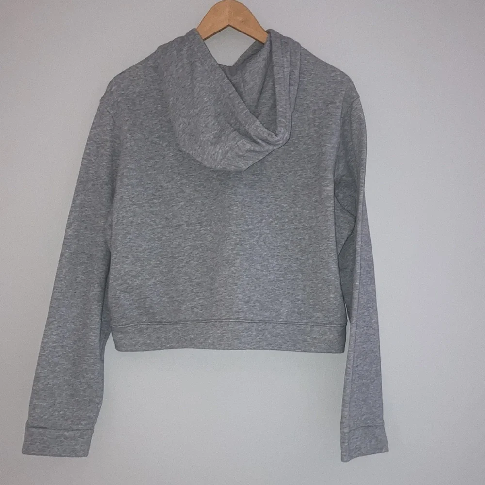 Adidas Gray & Pink Crop Top Hooded Sweatshirt Sz Youth XL - Picture 2 of 8
